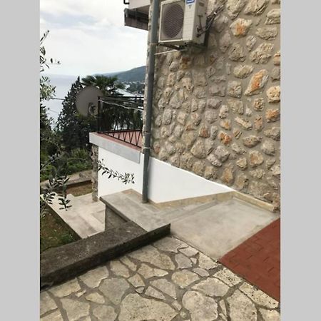 Appartamento Breathtaking Sea View App For 2+1, Bbq ...... Abbazia Esterno foto