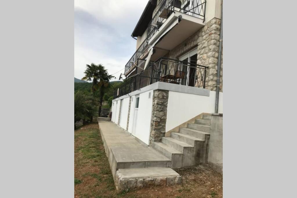 Appartamento Breathtaking Sea View App For 2+1, Bbq ...... Abbazia Esterno foto